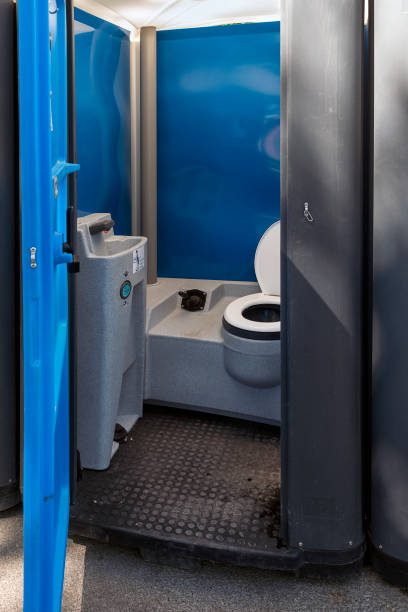 Best Portable restroom trailer rental  in Vienna Bend, LA